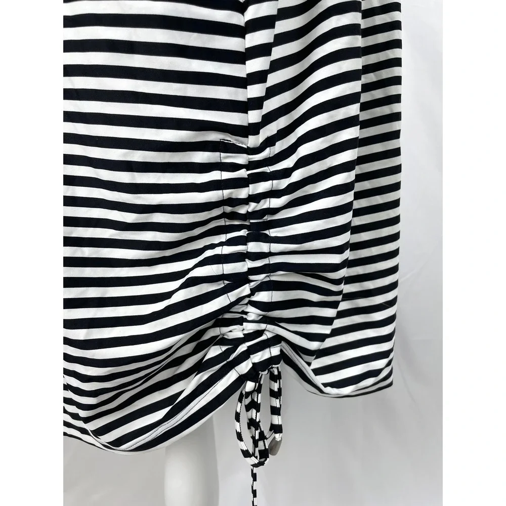 Coolibar black hem